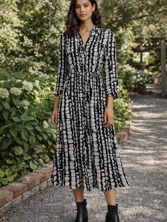 Zara Dresses & Skirts - Zara Black and Cream Printed Midi Dress